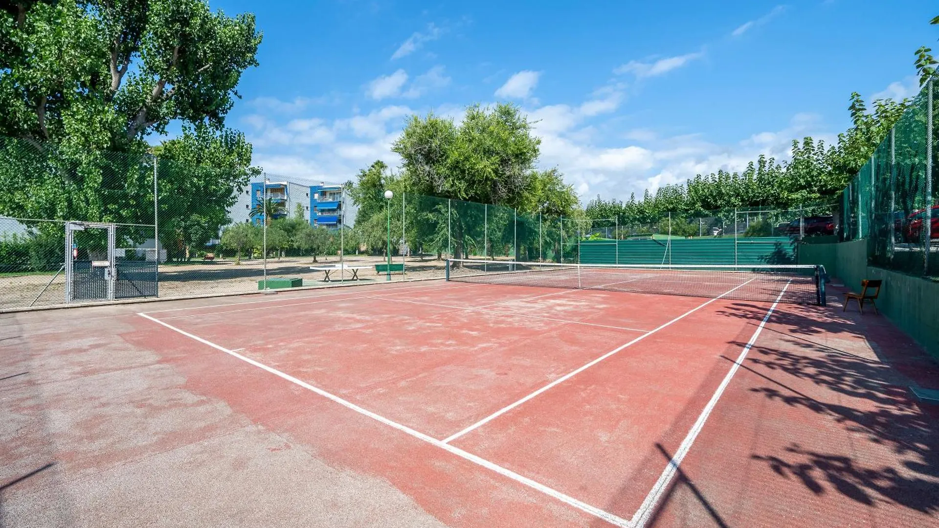 Beach And Pool كامبريلس شقة